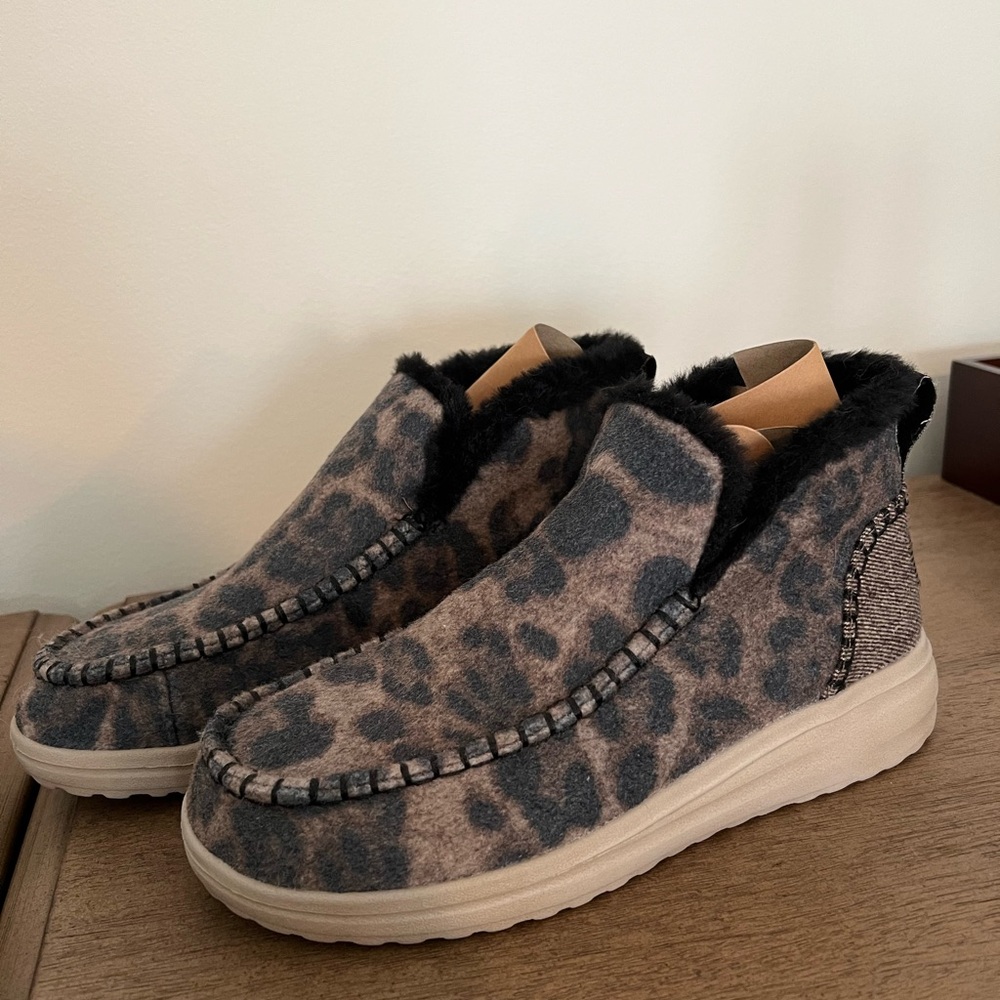 Womens Leopard Print Slip-On Loafers with Black Lining Hey Dudes